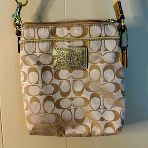 Beautiful Coach Crossbody🔥